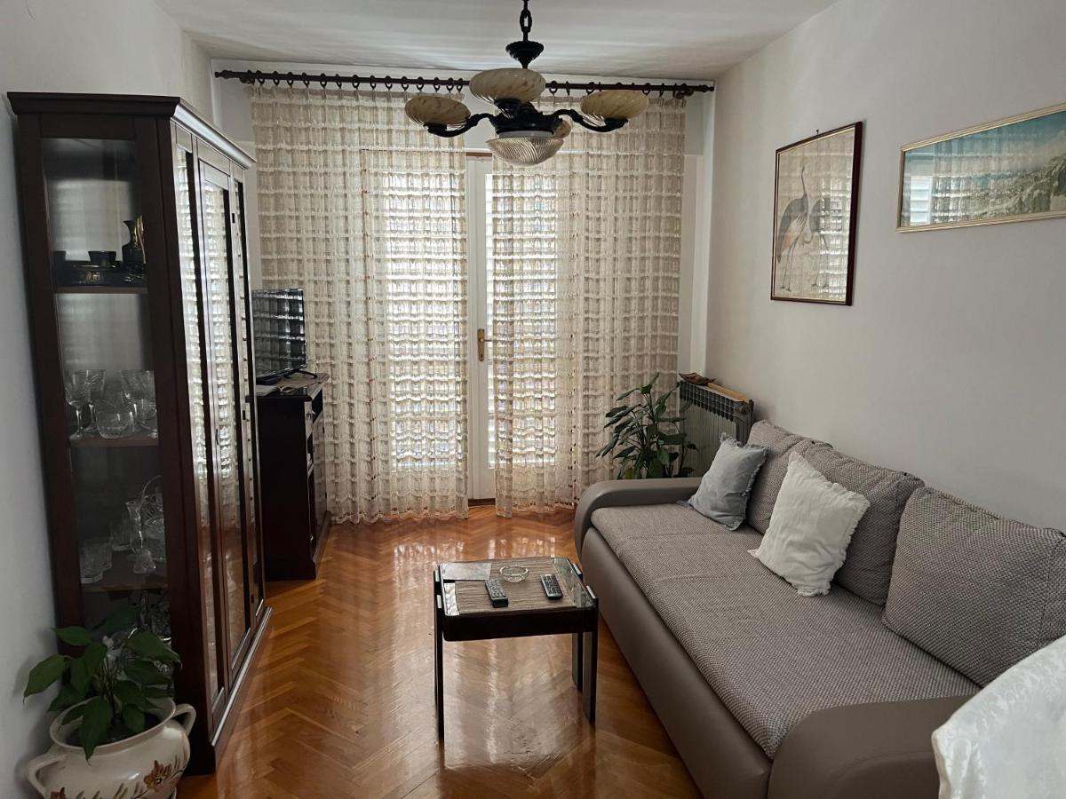 Apartman N&B Apartment ดูบรอฟนิก ภายนอก รูปภาพ